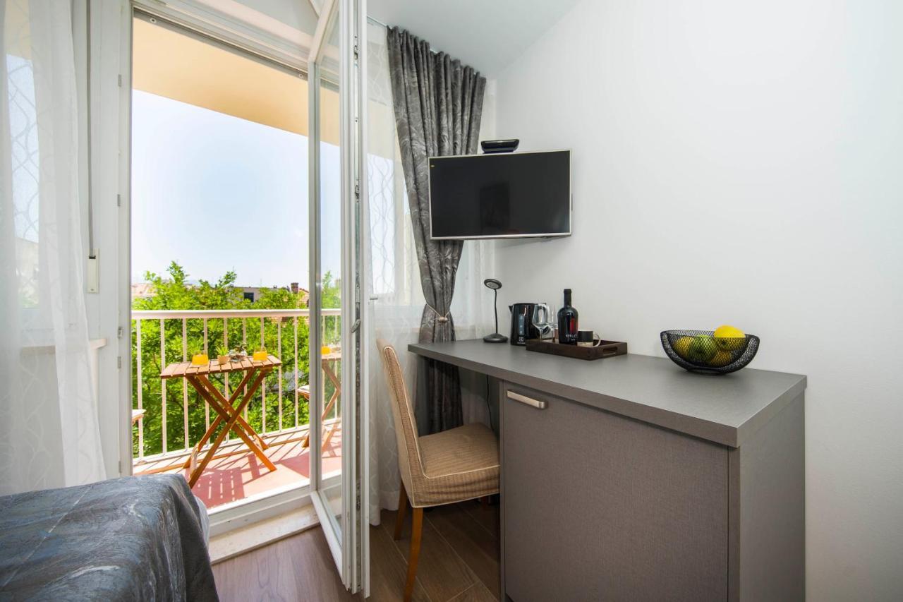 Ferienwohnung Sunrise View Balcony Split Exterior foto